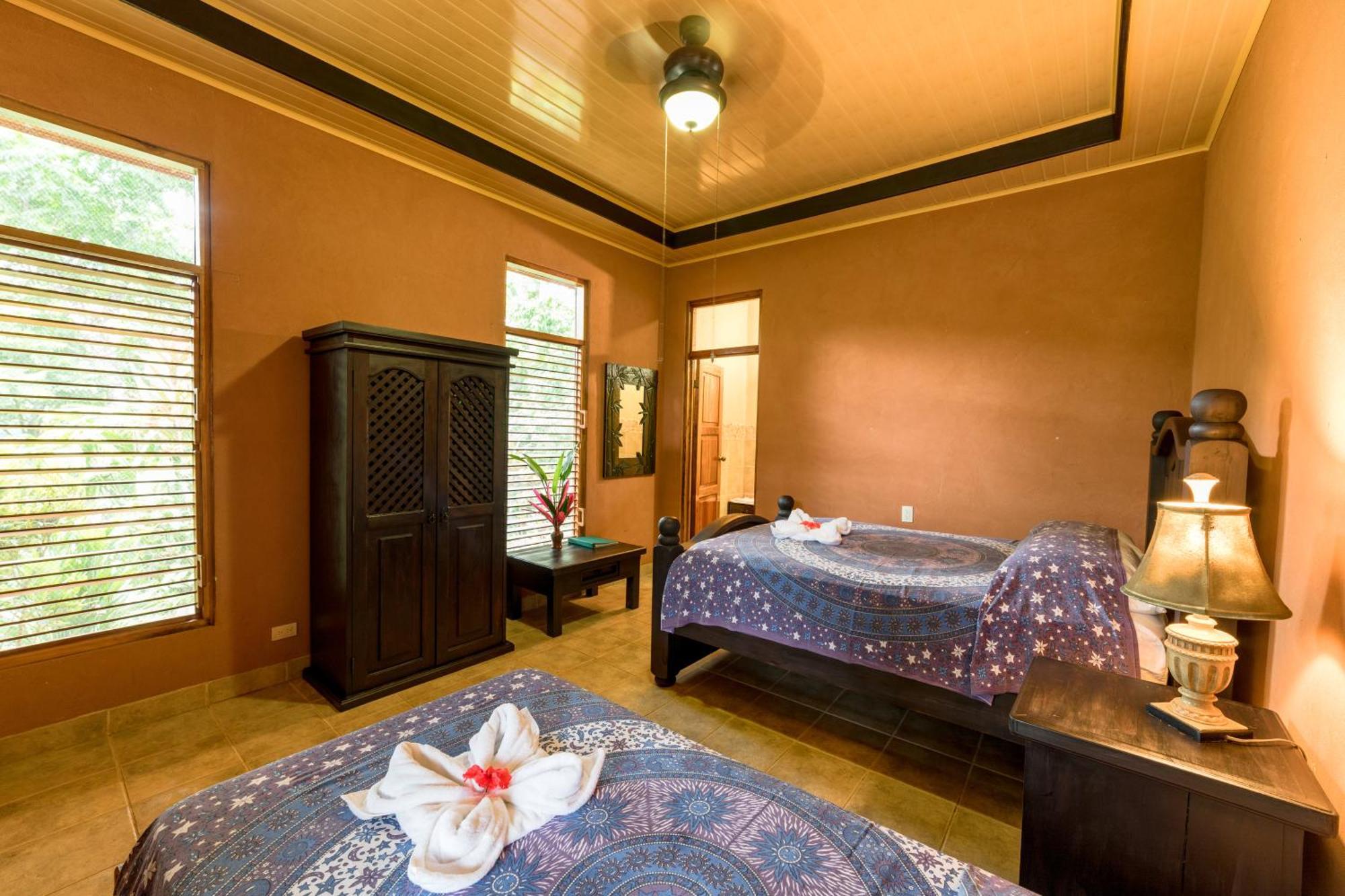 Luna Lodge Carate Exterior foto