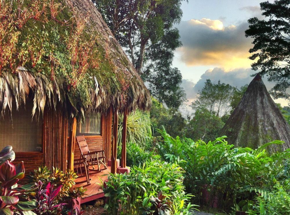 Luna Lodge Carate Exterior foto
