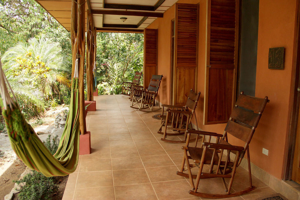 Luna Lodge Carate Exterior foto