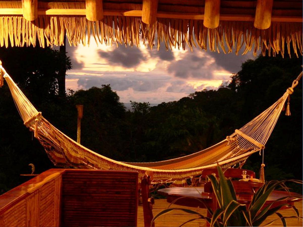 Luna Lodge Carate Exterior foto