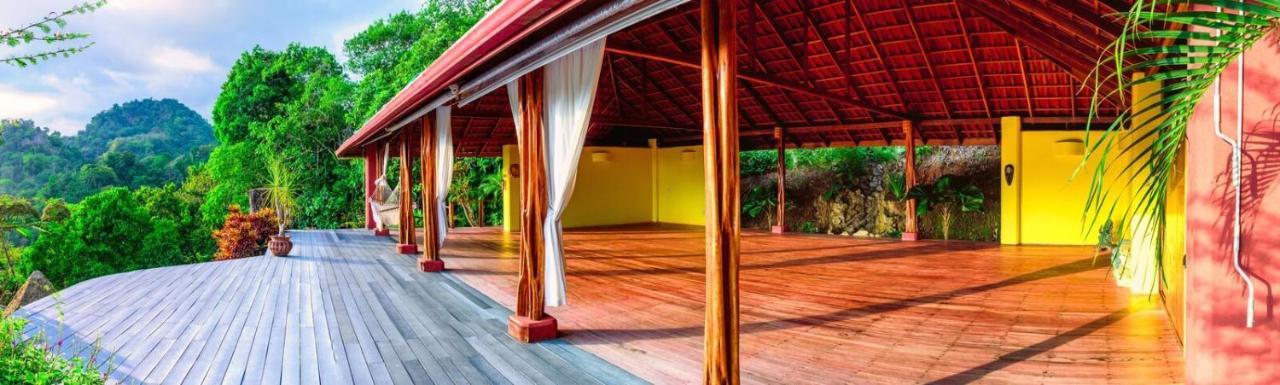 Luna Lodge Carate Exterior foto